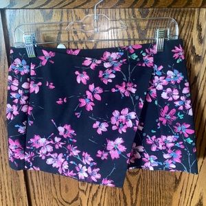 Express floral skort